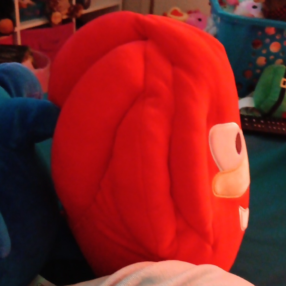 Squishmallows Blue and Red Character Set - Picture 5 of 5